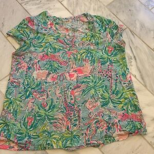 Size M Lilly Pulitzer short sleeve shirt